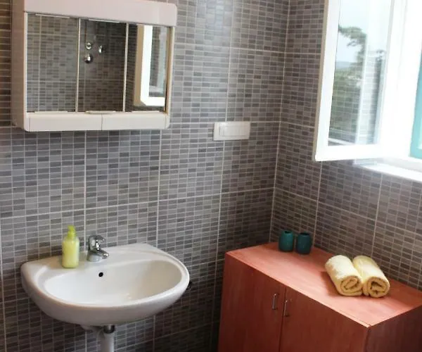 Cozy Studio With Balcony & Free Parking