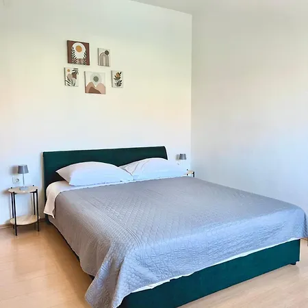 Cozy Studio With Balcony & Free Parking * Murter